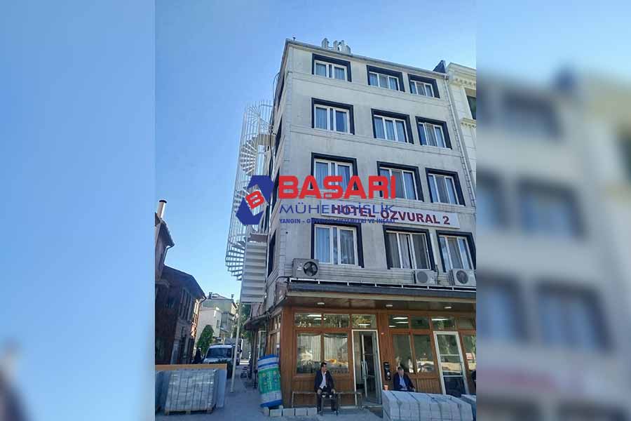 Makaralı Yangın Merdivenlerinin Özellikleri Nelerdir? - Başarı Yangın