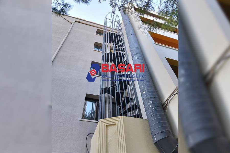 Yangın Merdiveni Olmayan Binalara Yasal Yaptırım - Başarı Yangın