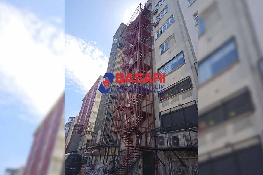 Z Tipi Ve Dairesel Yangın Merdivenleri Arasında Uygulama Yönünden Farklar - Başarı Yangın