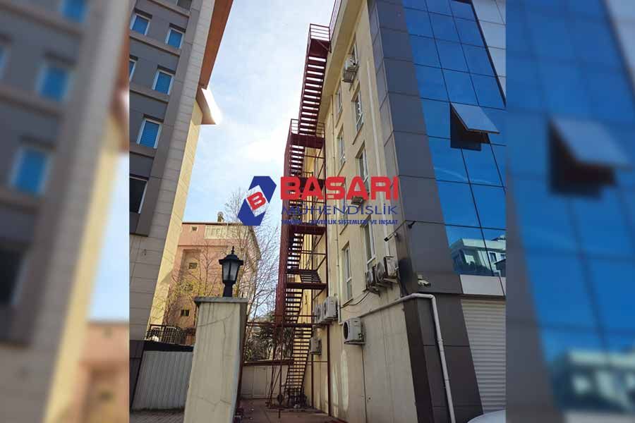 Yangın Merdivenleri Bakım Adımları - Başarı Yangın