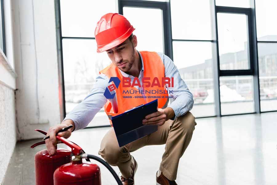 Yangın Eğitimini Kimler Verebilir? - Başarı Yangın